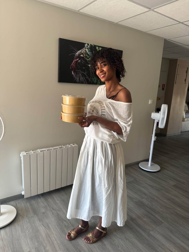 UNE BELLE RÉUSSITE POUR NOTRE BARQUETTE SOLIDAIRE ! ❤️Cette barquette solidaire est bien plus qu’un repas : c’est une façon de faire vivre un projet collectif et solidaire. 🍽️❤️